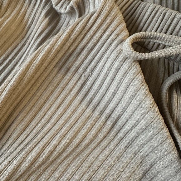 Wide leg crinkle coffee coloured draw string pants - Picture 5 of 6